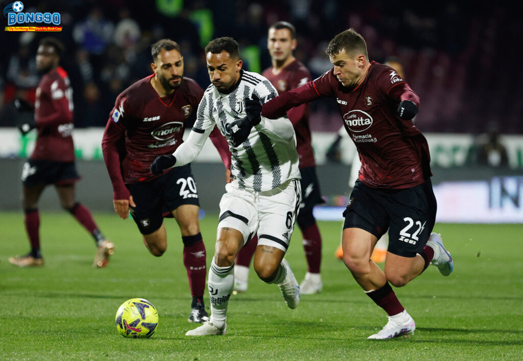 Salernitana Và Juventus