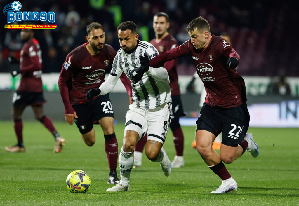 Juventus và Salernitana