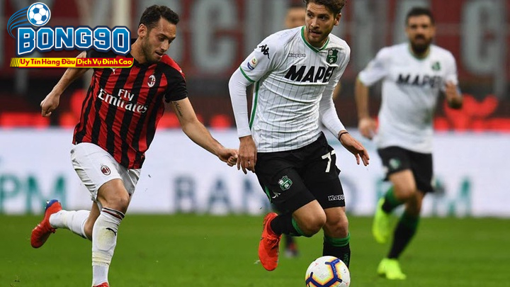 AC Milan đấu với Salernitana