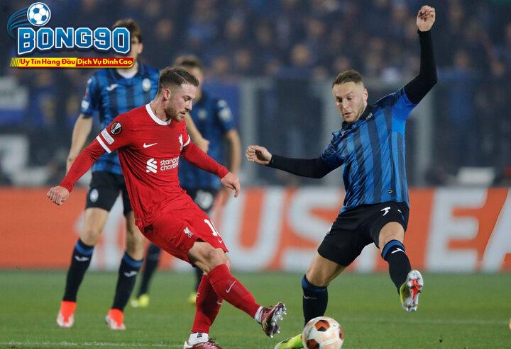 Atalanta đấu với Roma