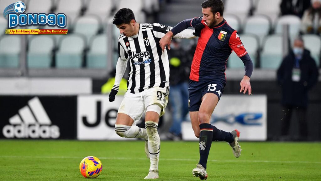 Bologna đấu với Juventus