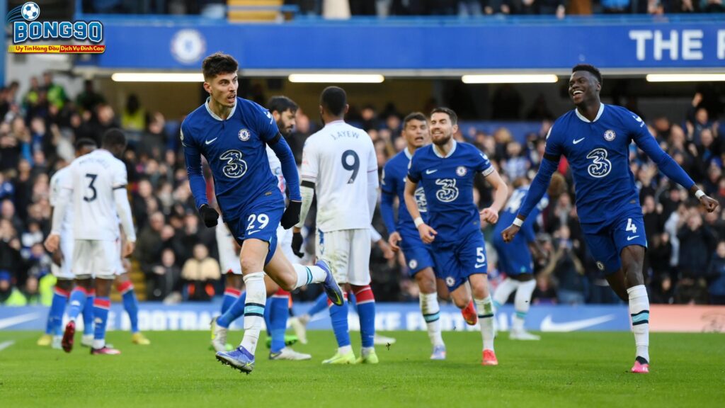 Newcastle đấu với Chelsea