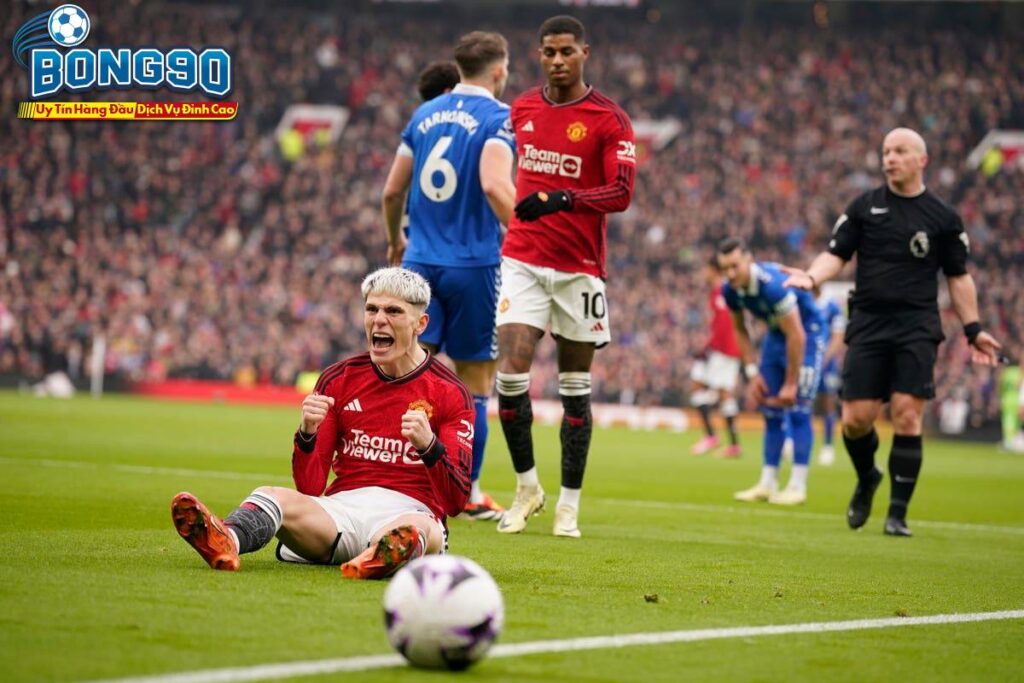 MU đấu với Everton